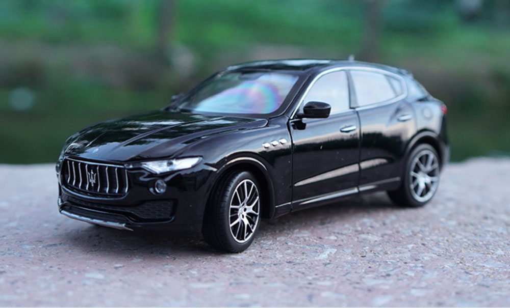 Maserati Levante em Escala 1:24