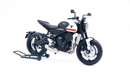 Triumph Trident 660 em Escala 1:12