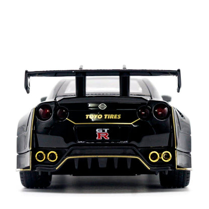 Nissan GTR Track Edition em Escala 1:22