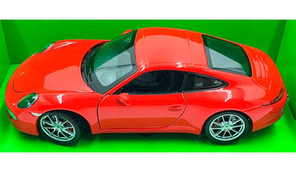 Porsche 911 Carrera S (991) em Escala 1:24