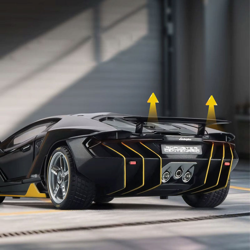 Lamborghini Centenario LP770-4 em Escala 1:18