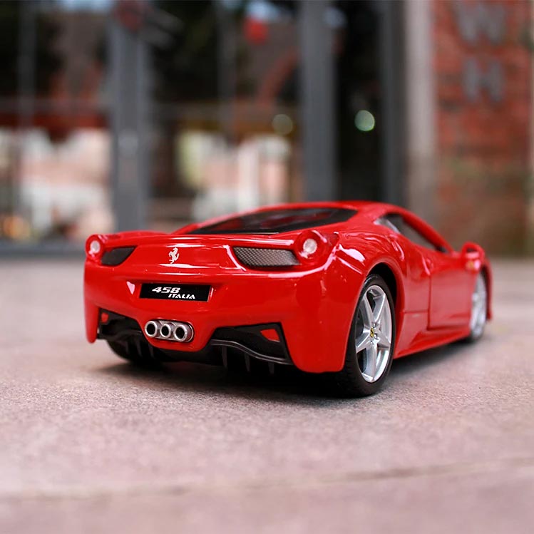 Ferrari 458 Italia (Escala 1:24)