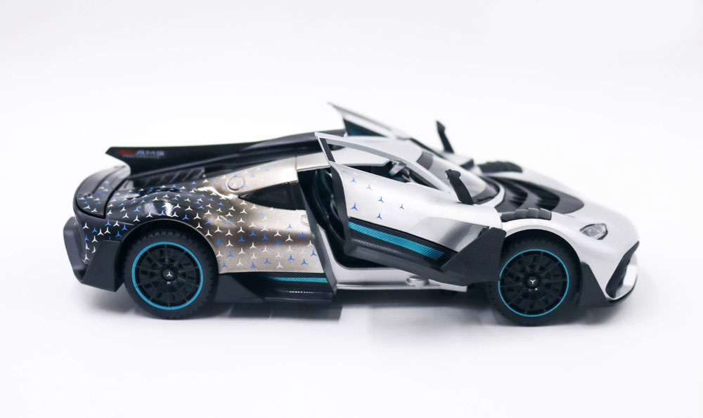 Mercedes AMG One em Escala 1:24