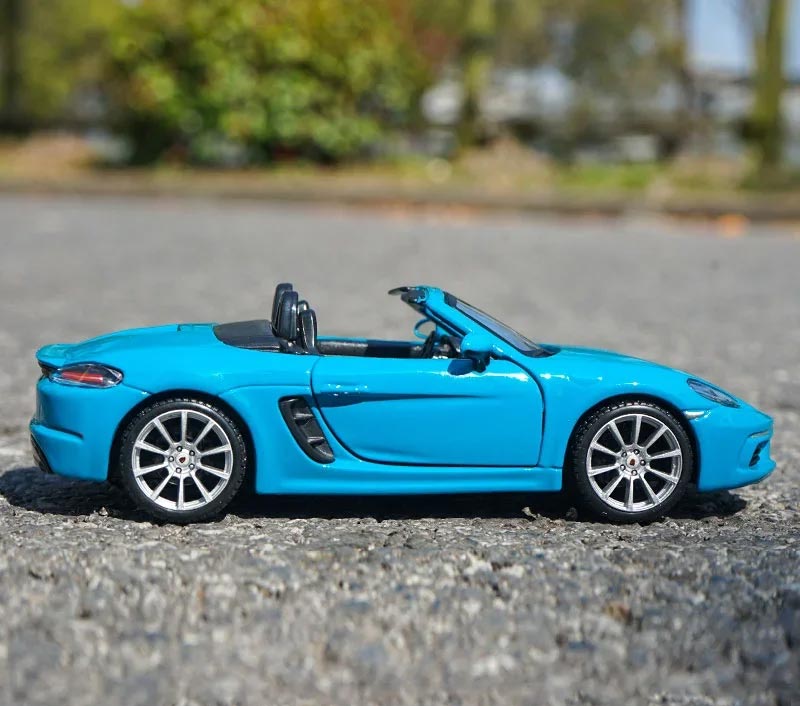 Porsche 718 Boxster (Escala 1:24)