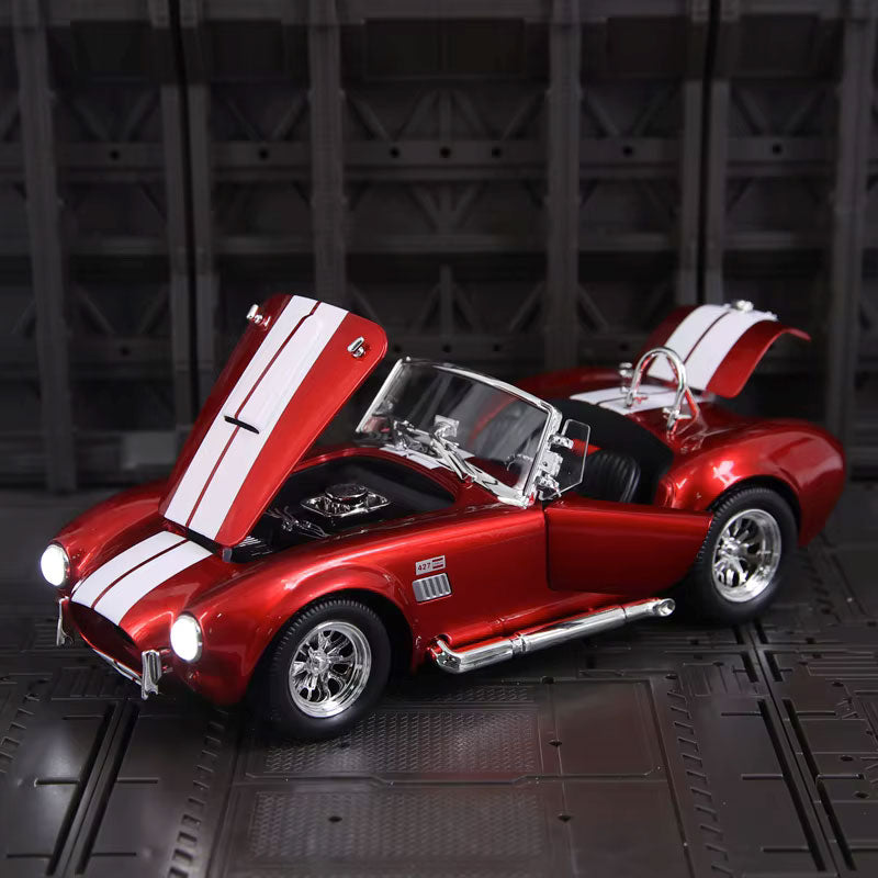 Shelby Cobra 427 S/C 1965 - Réplica em escala 1:24 – Mad Machines