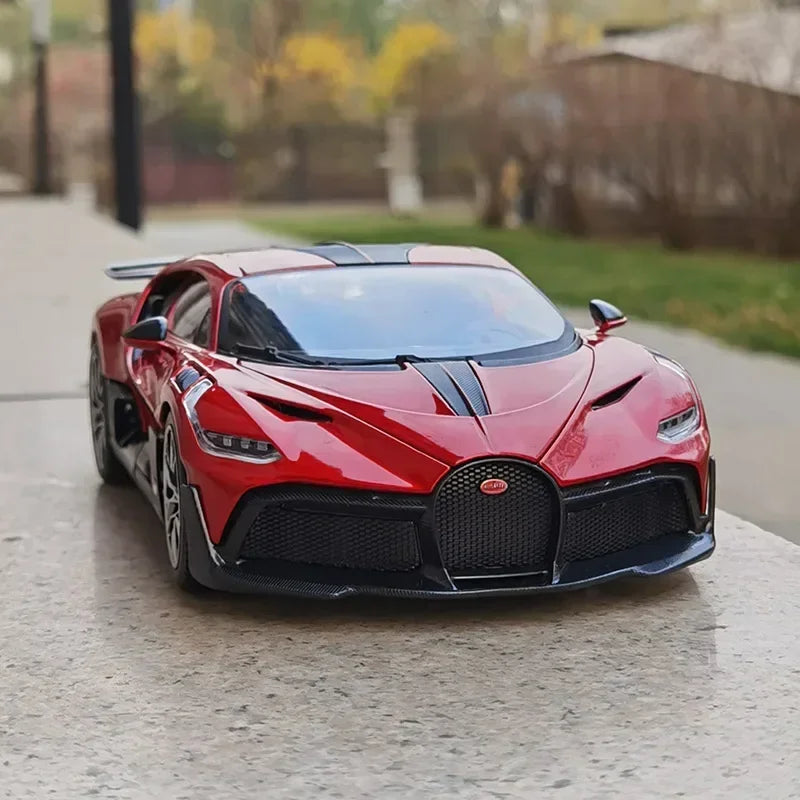 Bugatti Divo em Escala 1:18