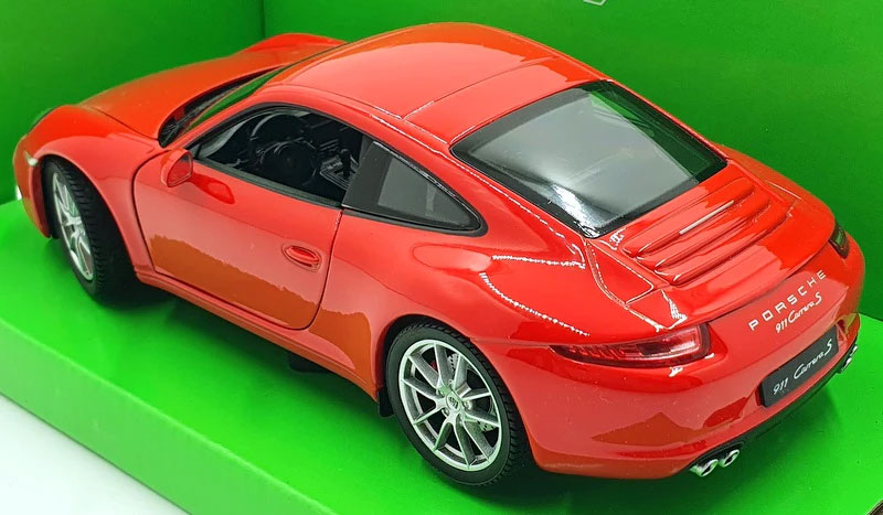 Porsche 911 Carrera S (991) em Escala 1:24