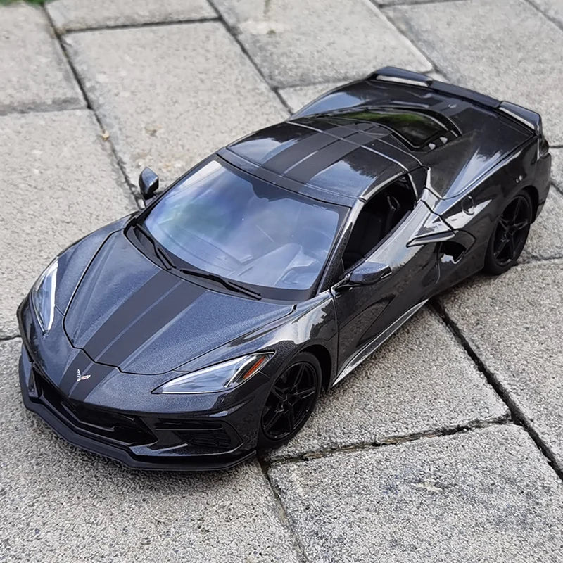 Corvette Stingray 2020 em Escala 1:18