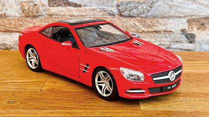 Mercedes SL500 2012 em Escala 1:24