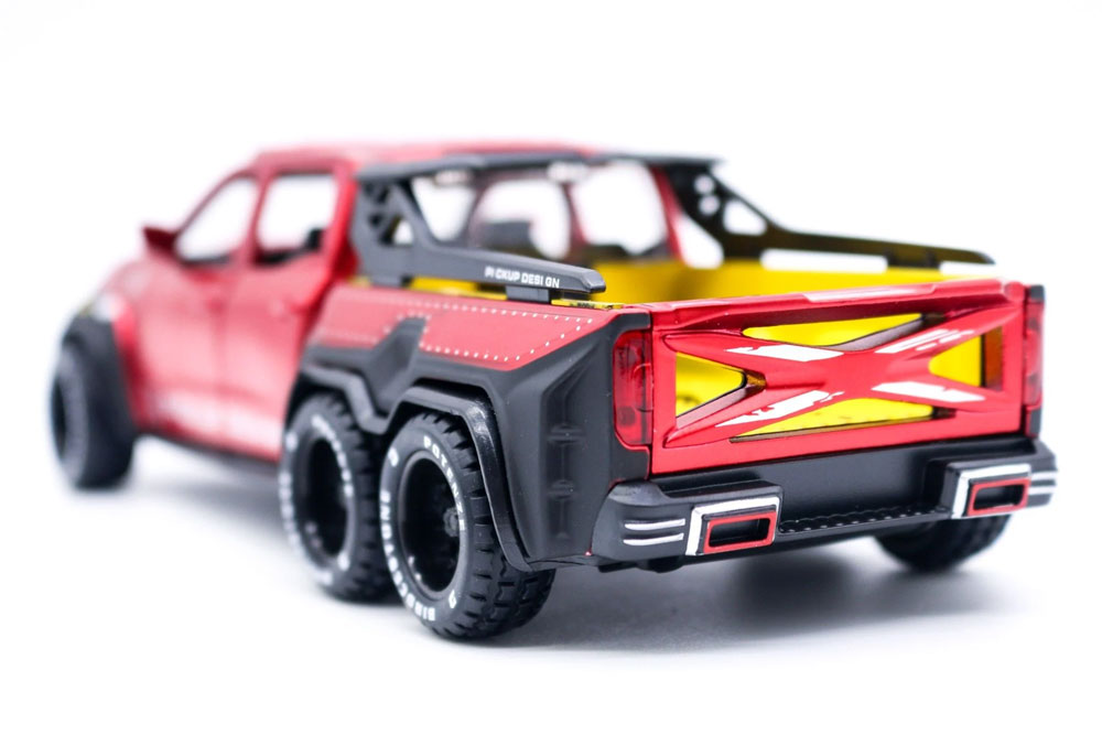 Mercedes X-Class Custom 6x6 em Escala 1:28