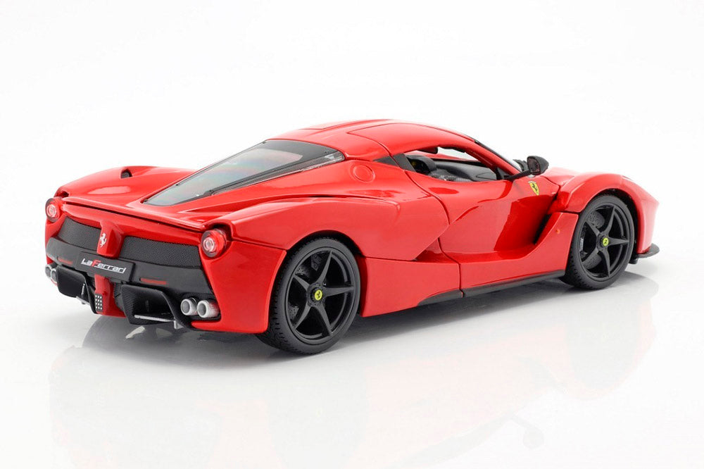 Ferrari LaFerrari em escala 1:18