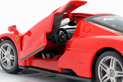 Ferrari Enzo em Escala 1:24