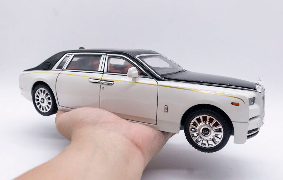 Rolls-Royce Phantom em Escala 1:18