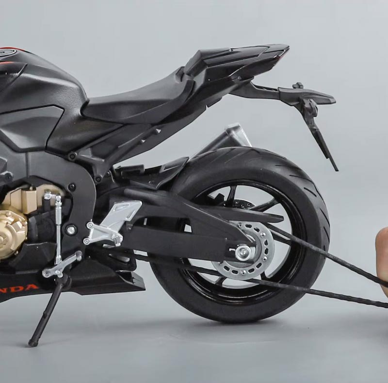 Honda CBR1000RR-R Fireblade – Miniatura em Escala 1:9