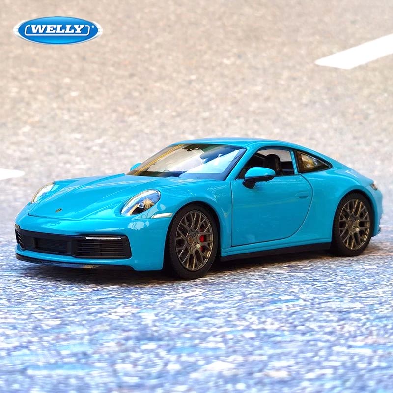 Porsche 911 Carrera 4S em Escala 1:24