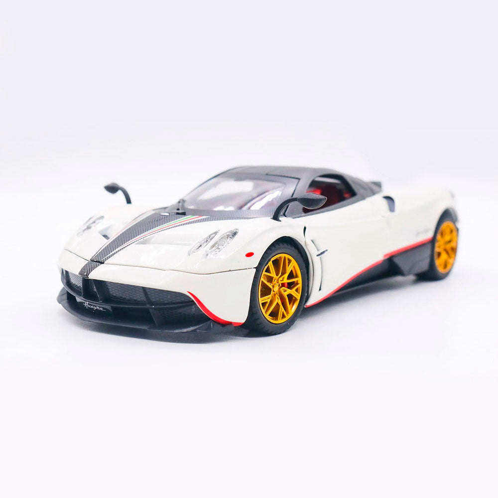 Pagani Huayra em Metal (Escala 1:24)