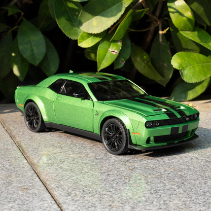 Dodge Challenger SRT Hellcat – Miniatura 1:22