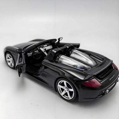 Porsche 911 Carrera GT em Escala 1:24