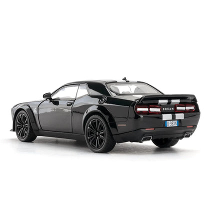 Dodge Challenger SRT Hellcat – Miniatura 1:22