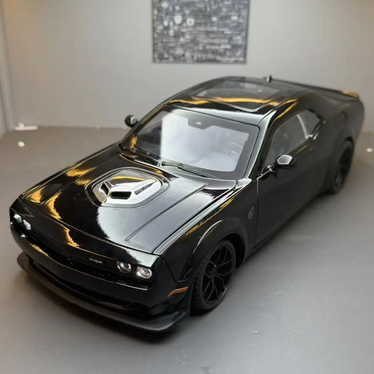 Dodge Challenger R/T Scat Pack 1:18