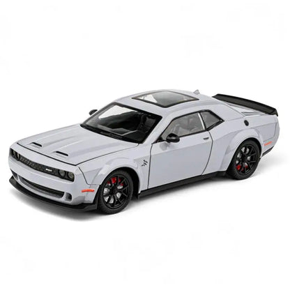 Dodge Challenger SRT Hellcat 1:24