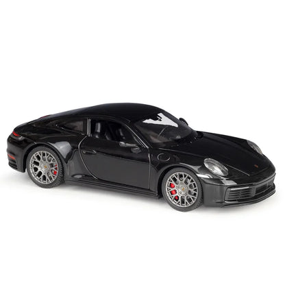 Porsche 911 Carrera 4S em Escala 1:24