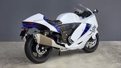 Suzuki Hayabusa GSX-1300R 1:6 Interativa com Escapamento