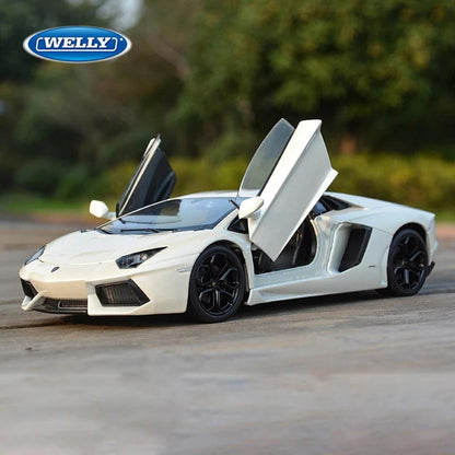 Lamborghini Aventador LP700-4 1:24