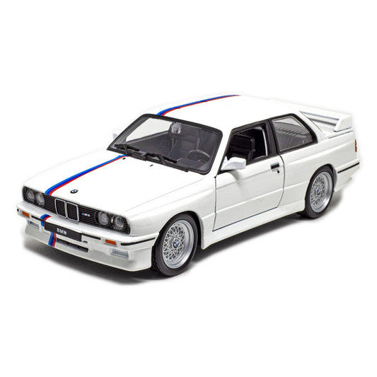 BMW M3 (E30) 1988 em Escala 1:24