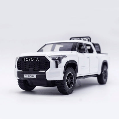 Toyota Tundra em Escala 1:24