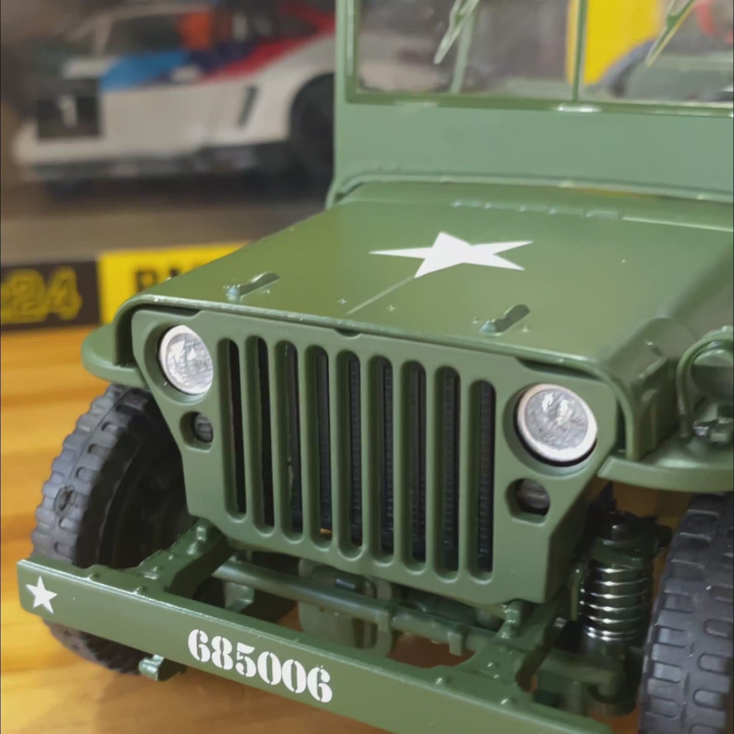 Jeep Willys MB 1941 (Escala 1:18) – Mad Machines