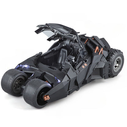 Batmóvel Tumbler 1:18 em Metal