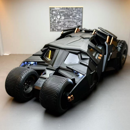 Batmóvel Tumbler 1:18 em Metal