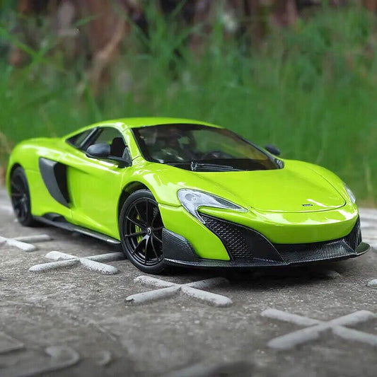 McLaren 675LT Escala 1:24