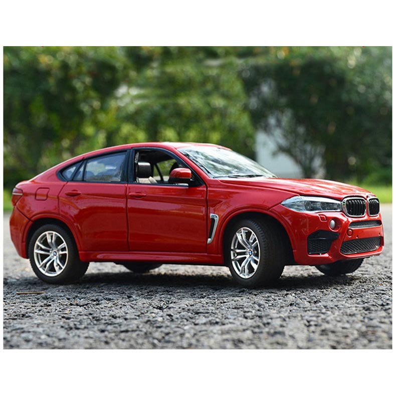 BMW X6M em Escala 1:24