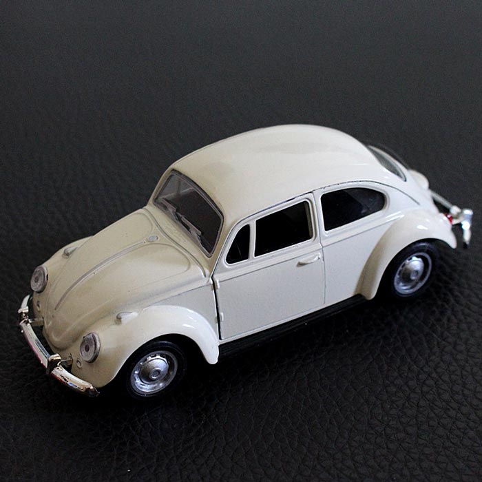 Miniatura de Fusca da Década de 1960 (Escala 1:32)