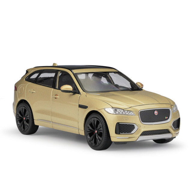 Jaguar F-PACE (Escala 1:24)